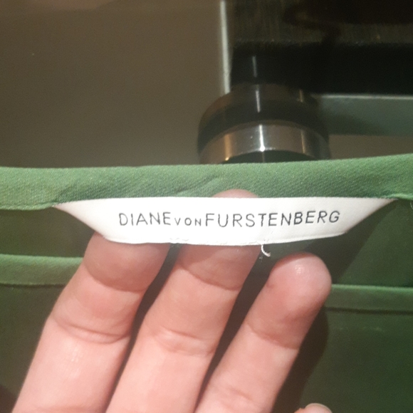 Sleeveless adorable summer dress - Picture 2 of 7